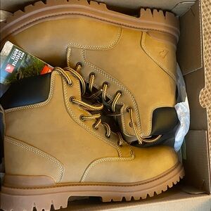 Ozark trail Men's Tan Work Boots size 9